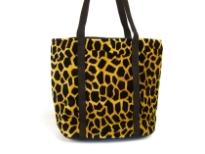 Giraffe Print Velvet Shoulder Bag
