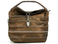 Fashion hobo bag a stripes pattern, a studded wing detail, a single strap and a zipper closure. Made of PVC.