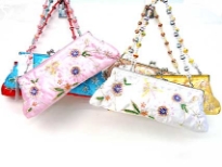 Hand Beaded Metal Frame Evenin