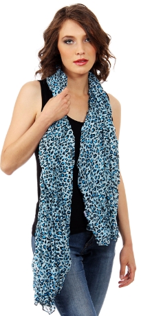Leopard spots pattern this breezy crinkled  scarf for a double dose of on-trend appeal. Two tone leopard print over solid color background. Can be used in multiple ways with nay kind of outfit. 