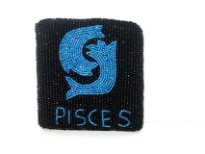 Hand Beaded Coin Purse. Top zipper closing.