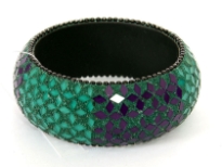 Beautiful wide cuff fashion bangle has small mirrors in green & purple making a floral pattern all over the bangle. Made of Resin and is very lightweight.  