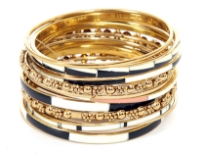 This set of 14 pieces set includes hand painted, plain & studded bangles in different widths & designs. Trendy bangles can be worn all year around with any kind of outfit. 