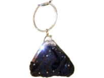 Sequin beaded evening bag. It has kiss lock closure and comes with ring strap.