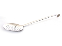 Stainless Steel 19 inches professional one piece skimmer.Thickness: 1.4 mmWeight: 234 gms.