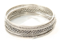 Metal Bangles Size: 2/10 (7 PCS set), Silver/Mat. Silver, (12 Sets in Box)