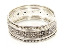 Metal Bangles ( 9 pieces set)