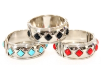 Metal Folding Bracelet (12 Pieces in Box)4 Pieces per color, Silver Plating, Opaque Glass Beads