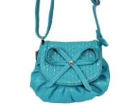 Faux Leather shoulder Bag. Top zipper closing.