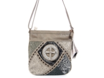Patch-work Cross Messenger Bag. Top zipper closing. Back zipper pocket.